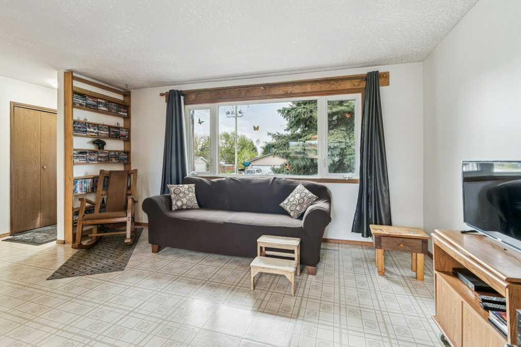 Picture for 840 Pinecliff Drive NE