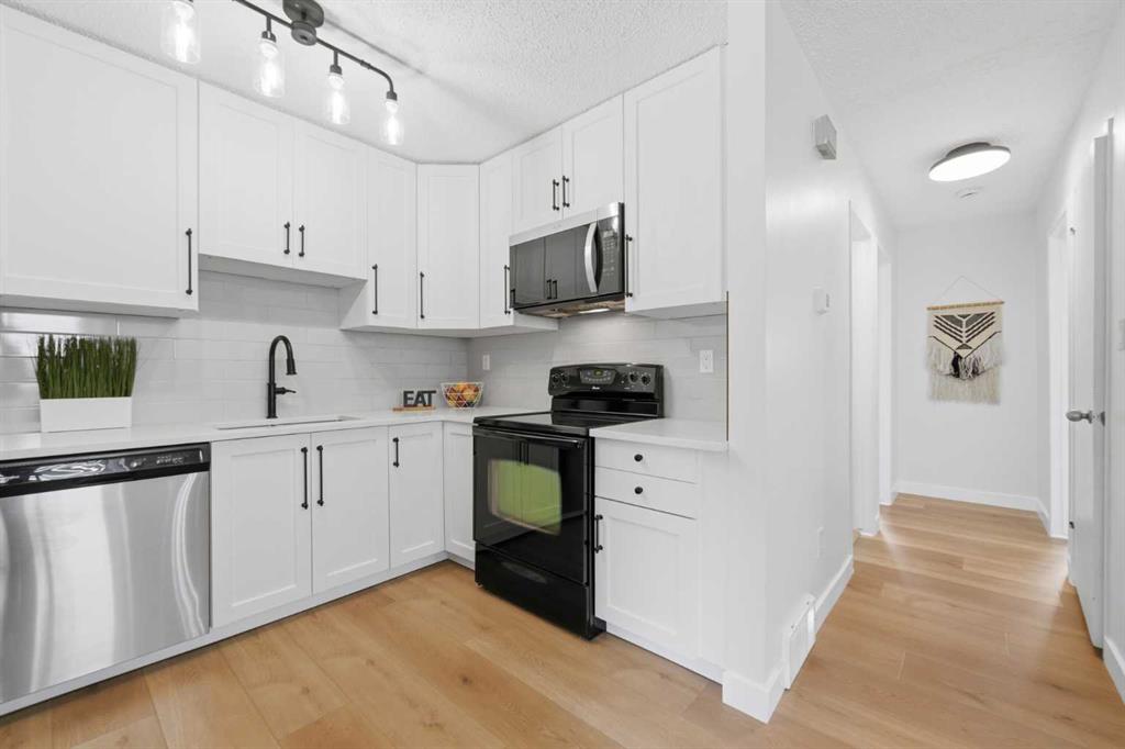Picture for 85 Cedarwood Hill SW