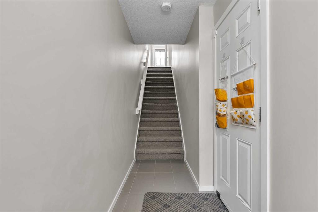 Picture for 439 Ascot Circle SW