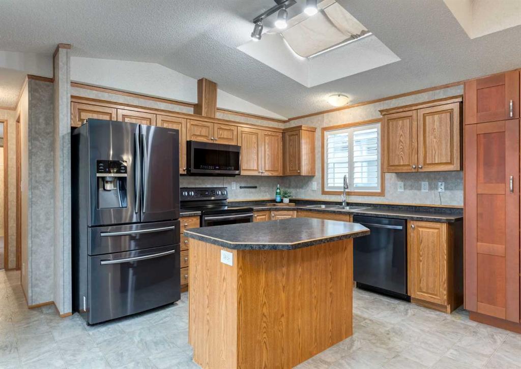 Picture for 268, 99 Arbour Lake Road NW