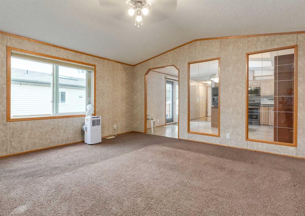 Picture for 268, 99 Arbour Lake Road NW