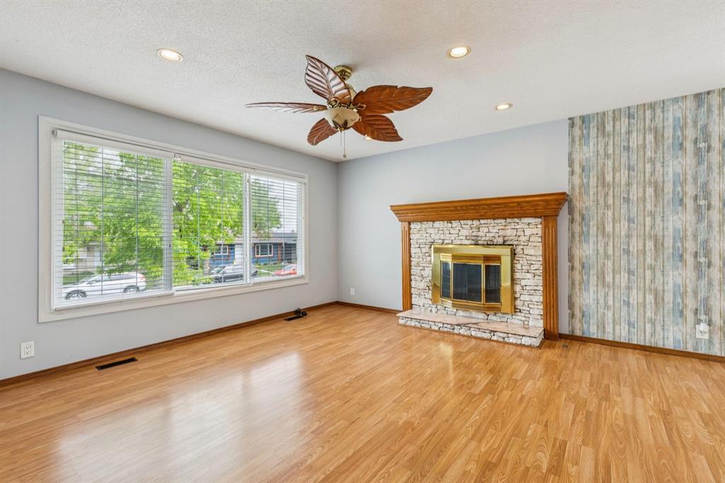 Picture for 755 Whitemont Drive NE