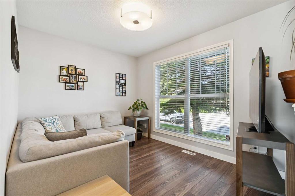 Picture for 36 West Springs Way SW
