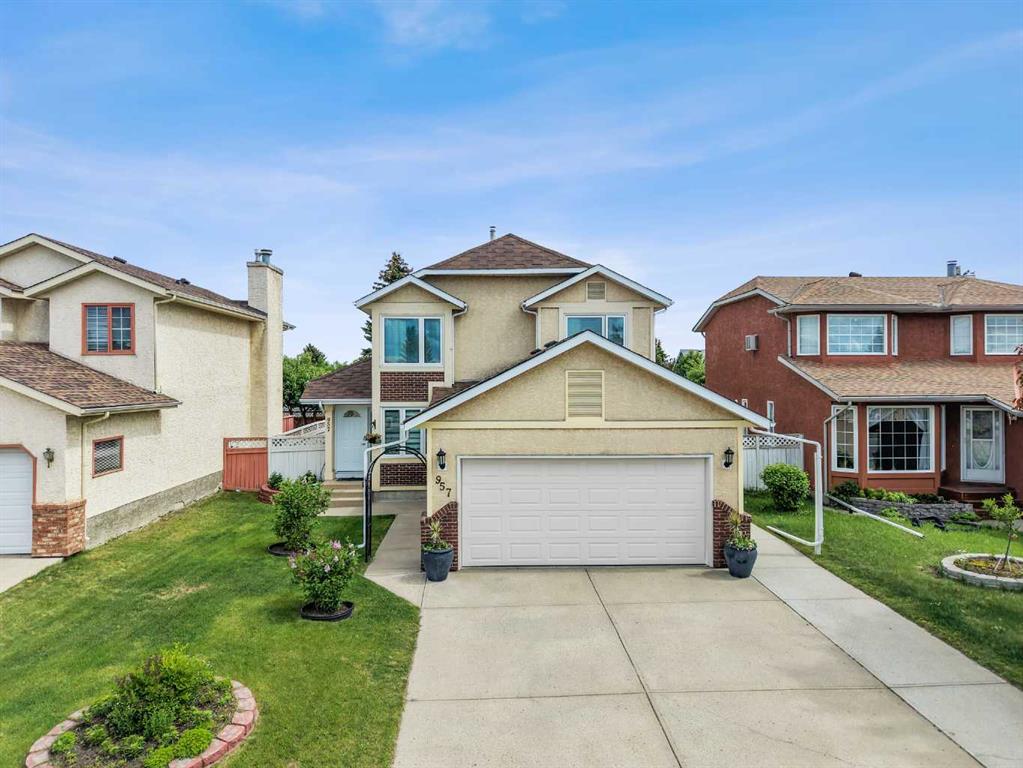 Picture for 957 Applewood Drive SE