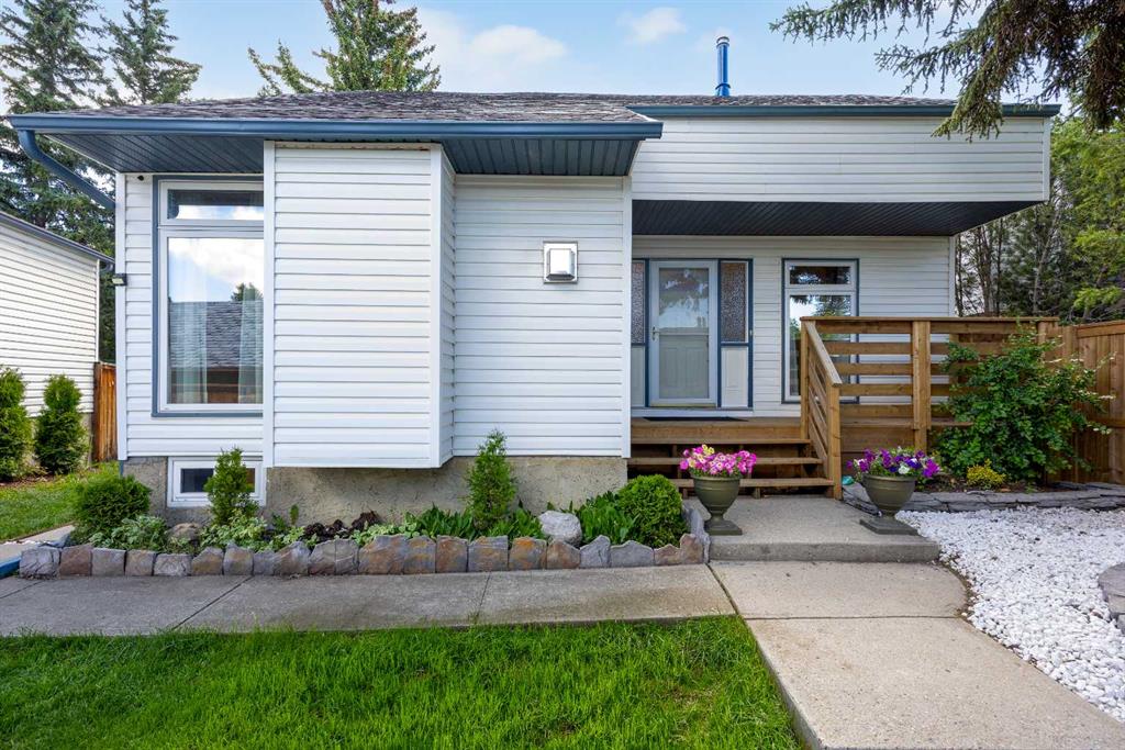 Picture for 151 Ranchview Place NW