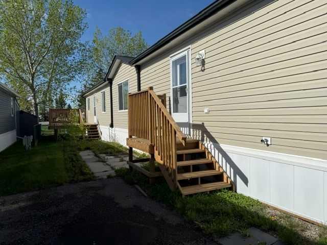 Picture for 202, 1101 84 Street NE