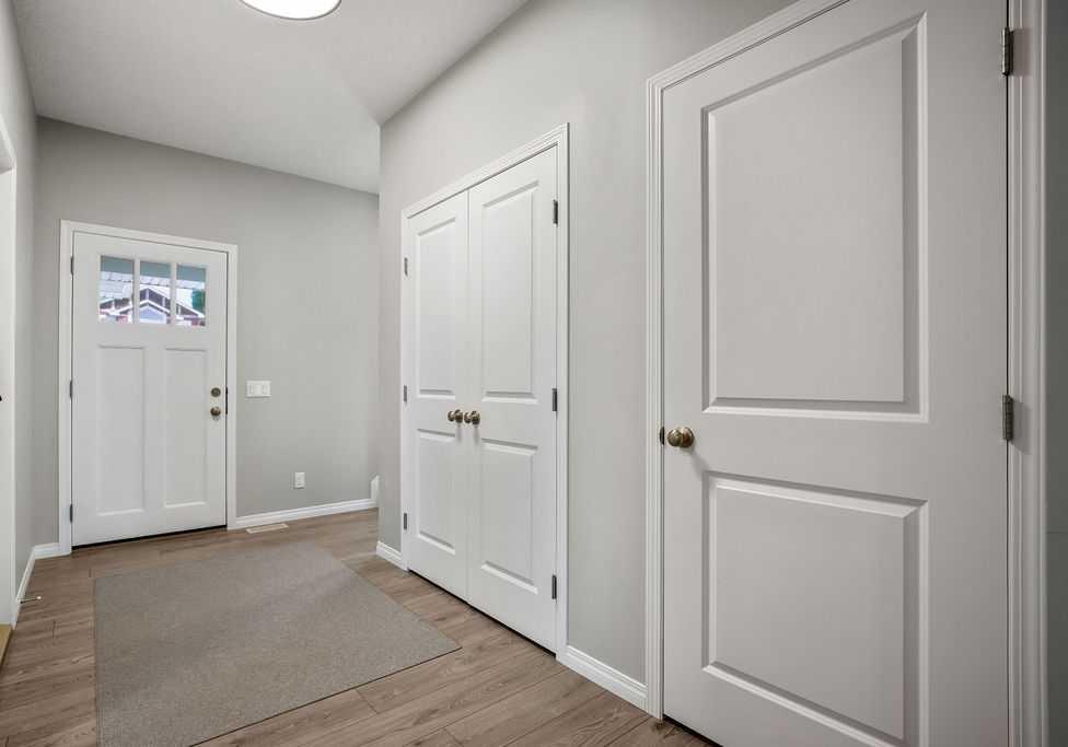 Picture for 627 Hamptons Place SE