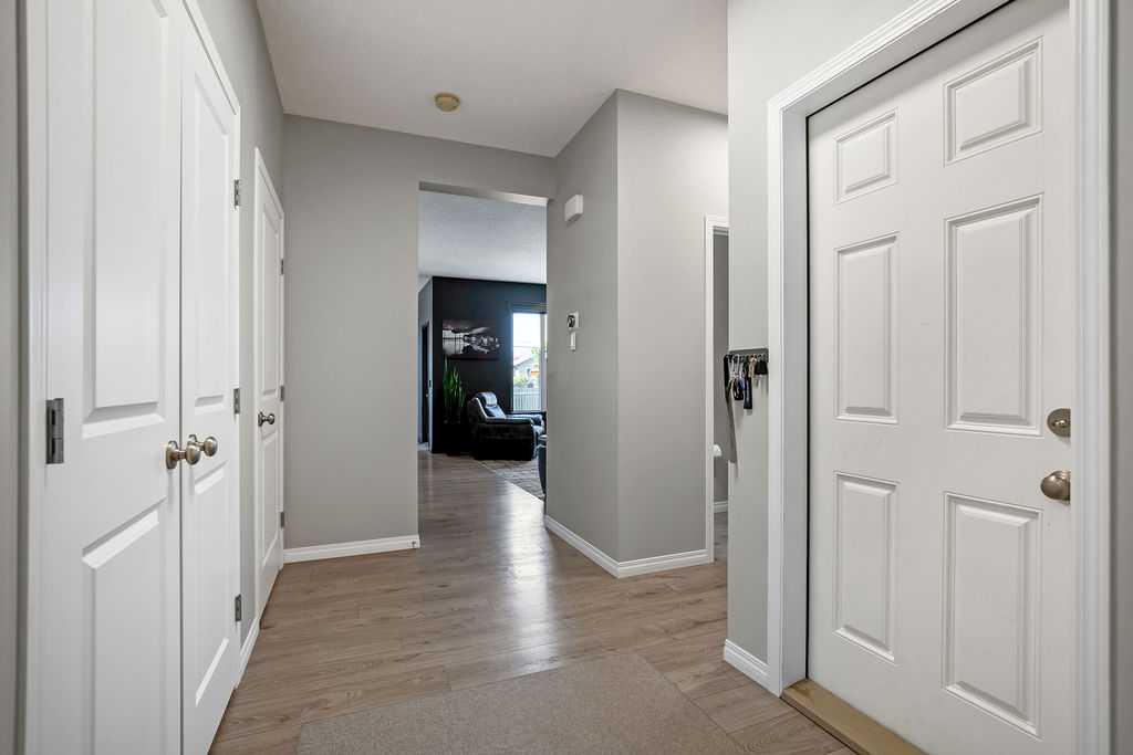 Picture for 627 Hamptons Place SE