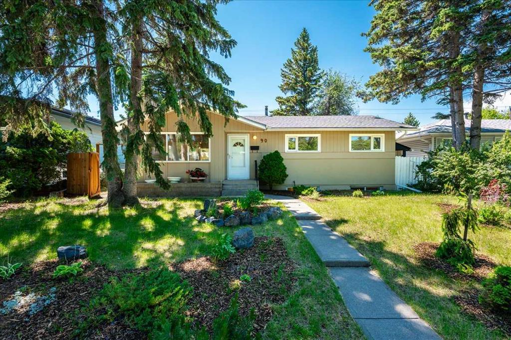Picture for 90 Armstrong Crescent SE
