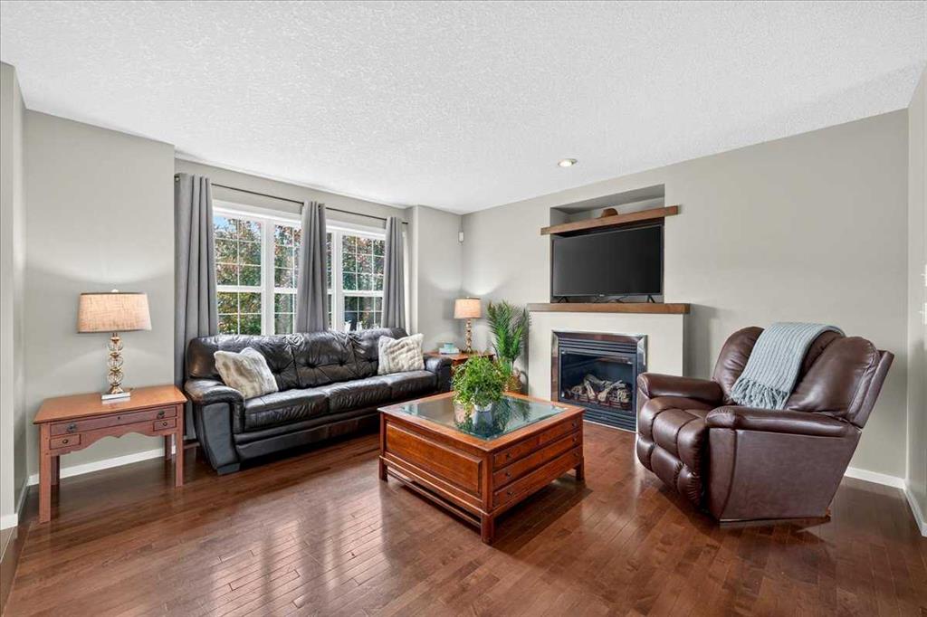 Picture for 483 Silverado Plains Circle SW
