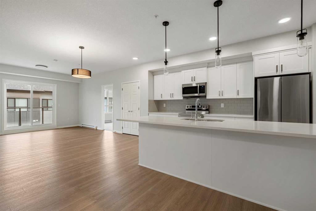 Picture for 1311, 42 Cranbrook Gardens SE