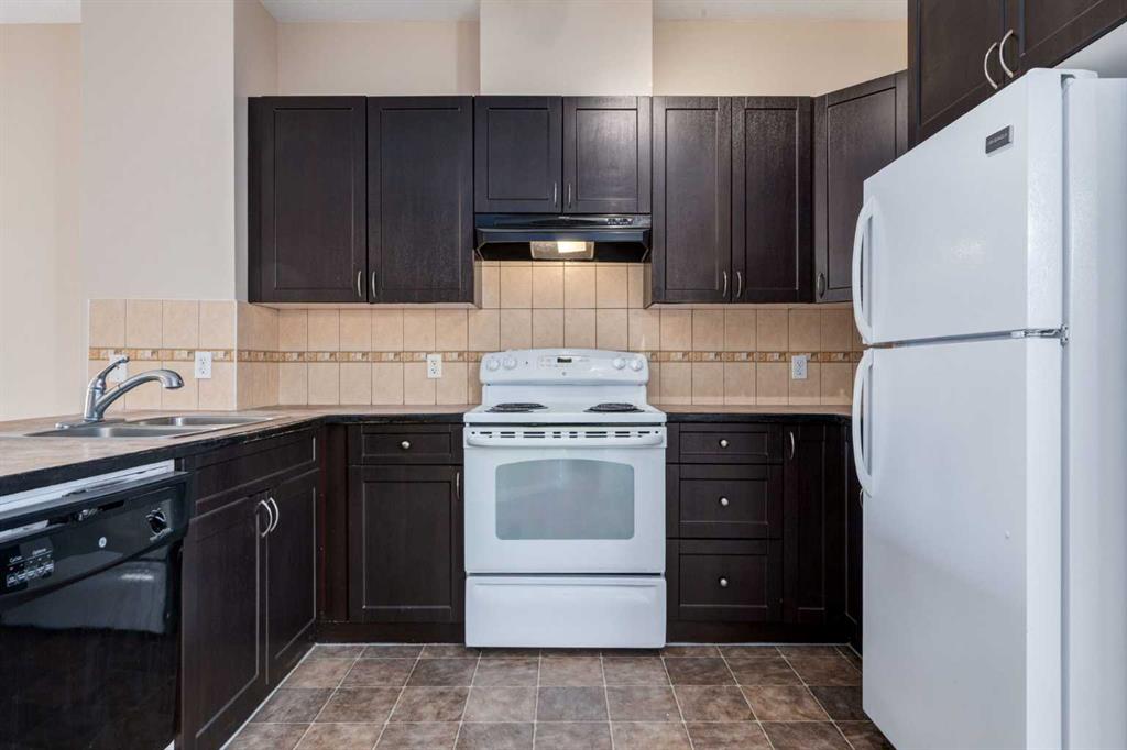 Picture for 344, 111 Tarawood Lane NE