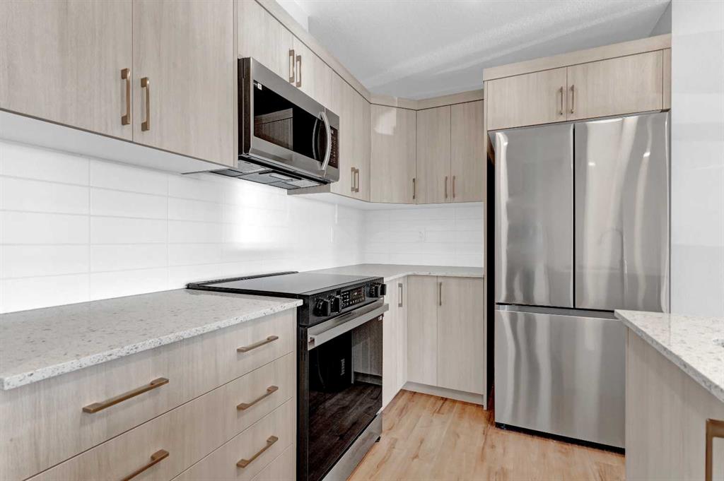 Picture for 1190 148 Avenue NW https://www.cirrealty.ca/reb/creb/09/A2266809_13.jpg