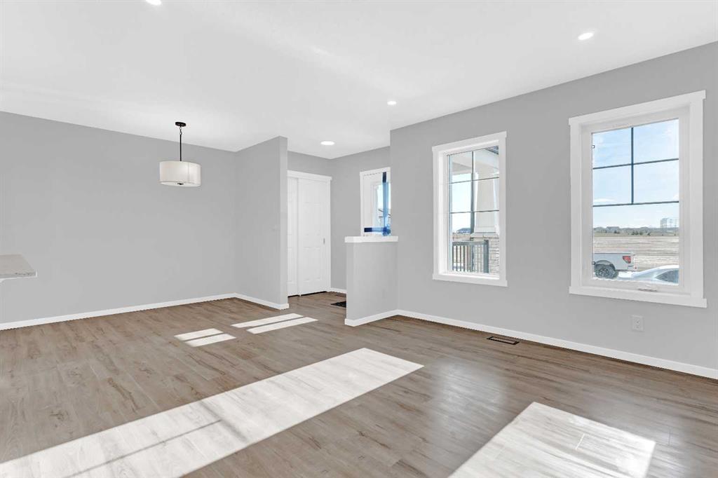 Picture for 1190 148 Avenue NW https://www.cirrealty.ca/reb/creb/09/A2266809_8.jpg