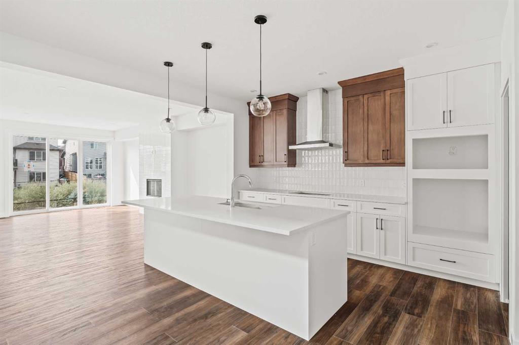 Picture for 275 Silver Spruce Grove SW