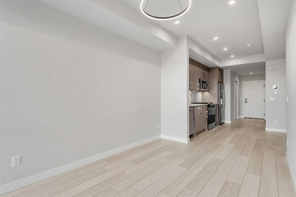 Picture for 523, 18 A Street NW