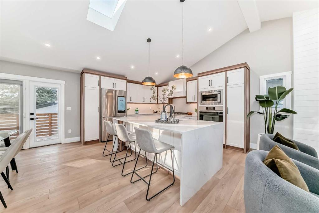 Picture for 959 Lake Arrow Way SE