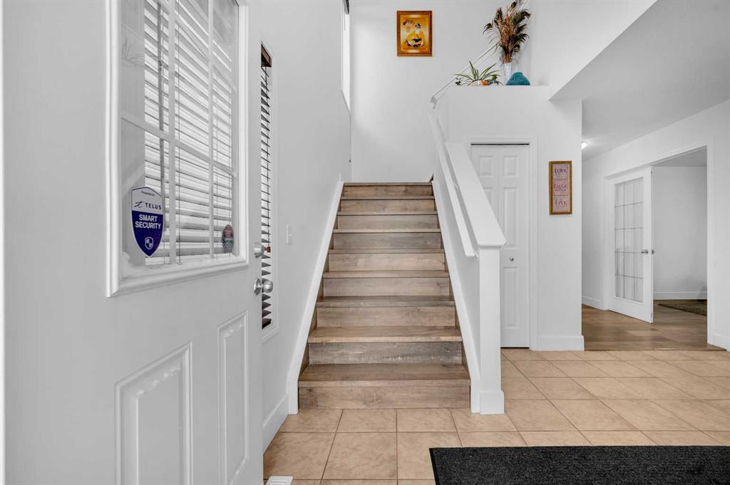 Picture for 105 Covemeadow Bay NE