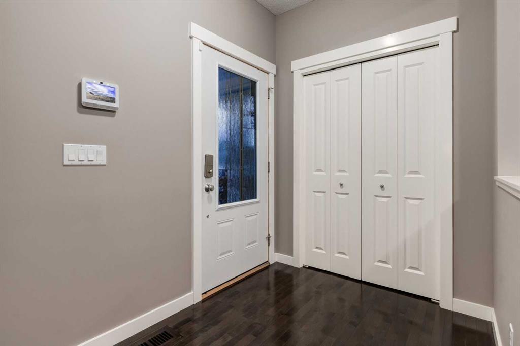 Picture for 106 SILVERADO SKIES Drive SW