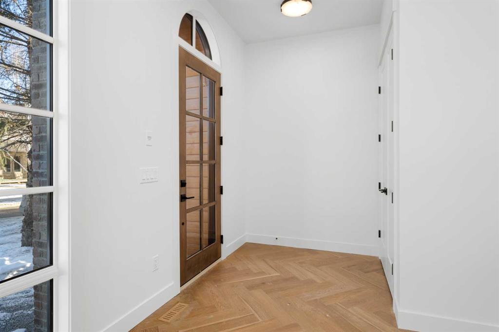 Picture for 3919 19 Street SW