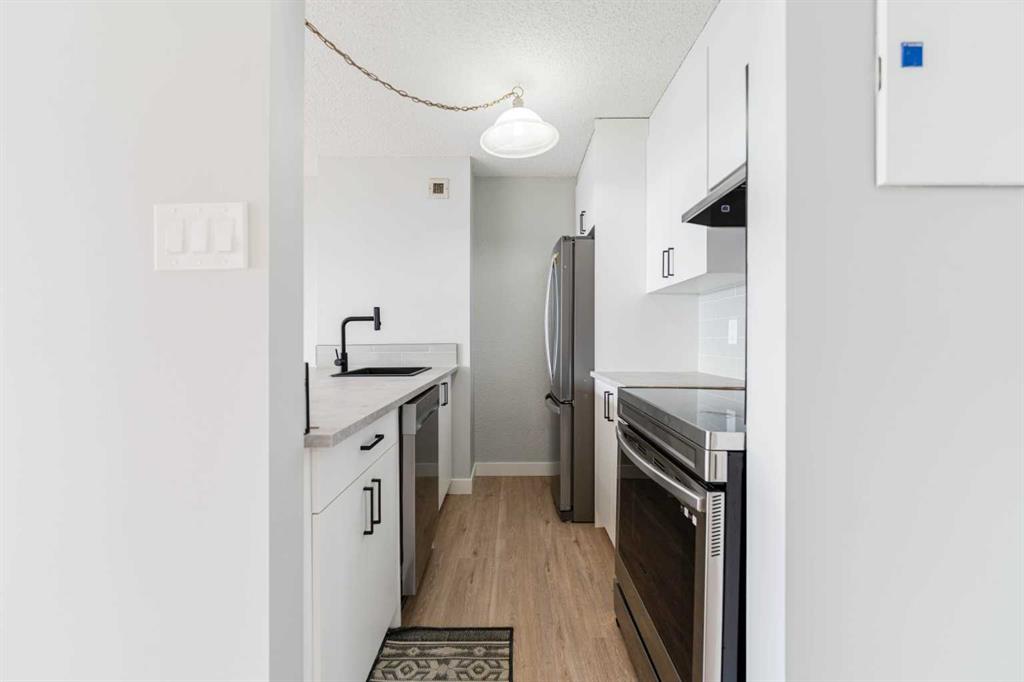 Picture for 1509, 221 6 Avenue SE