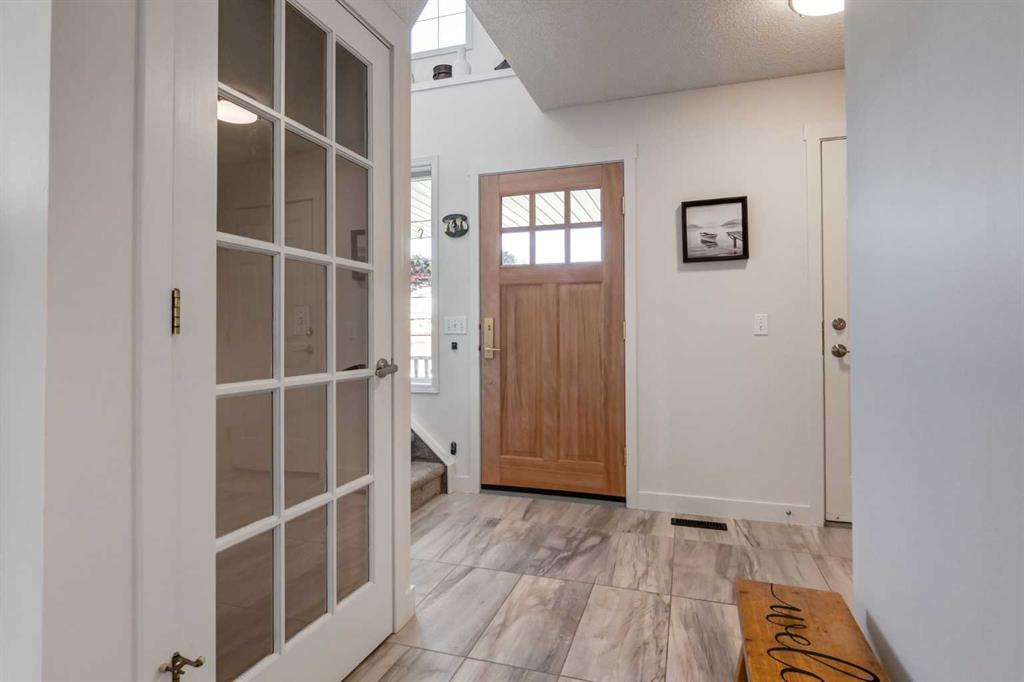 Picture for 47 Springs Crescent SE