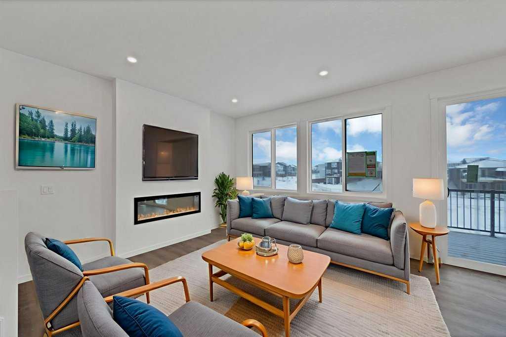 Picture for 569 Chelsea Gardens 