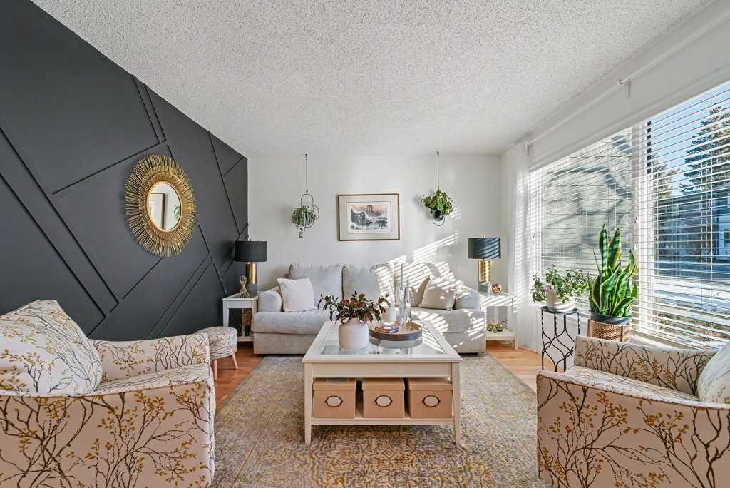 Picture for 15, 999 Canyon Meadows Drive SW