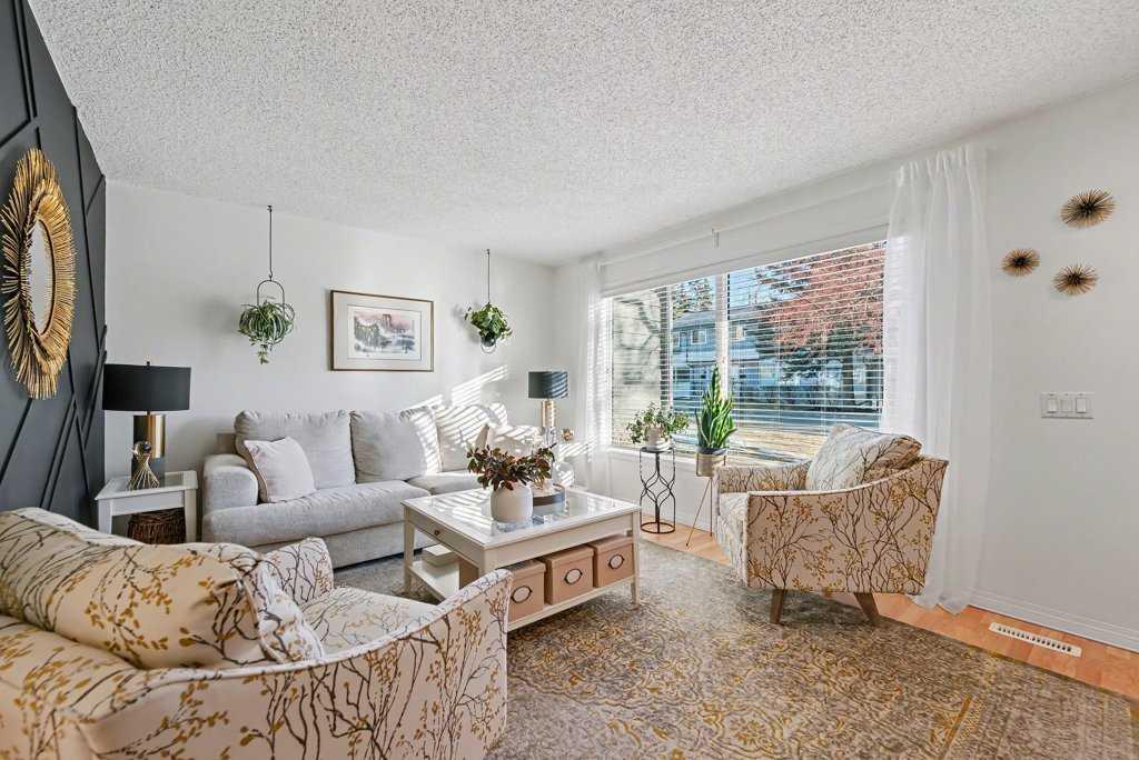 Picture for 15, 999 Canyon Meadows Drive SW