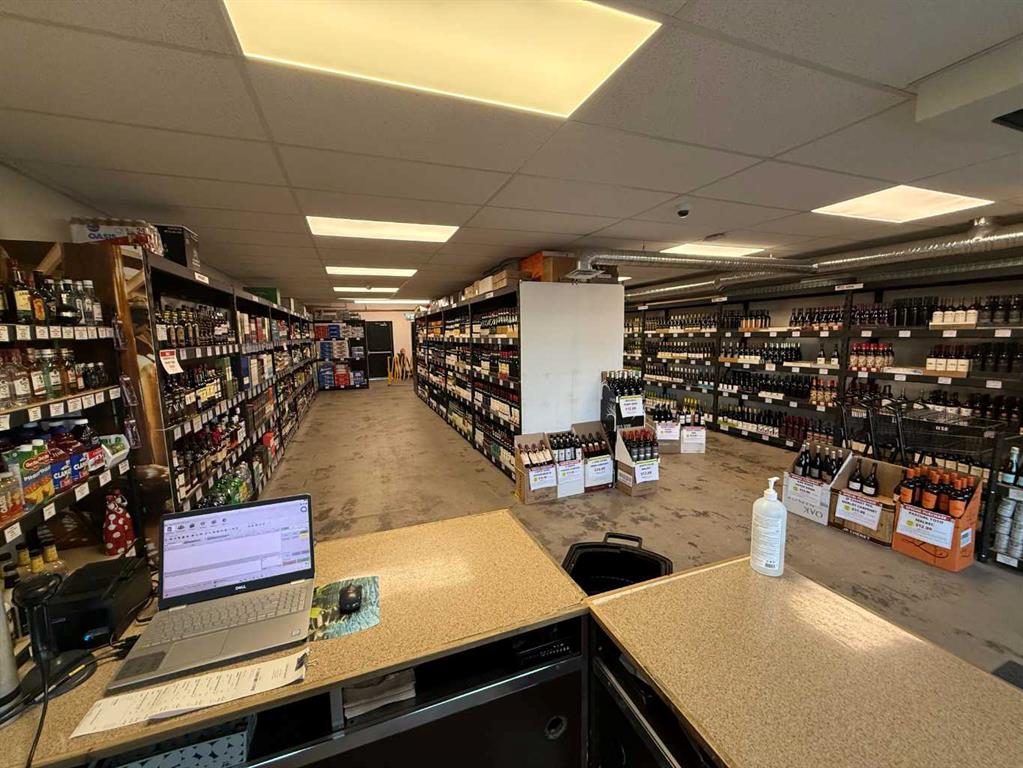 Picture for 2037 26 Avenue SW