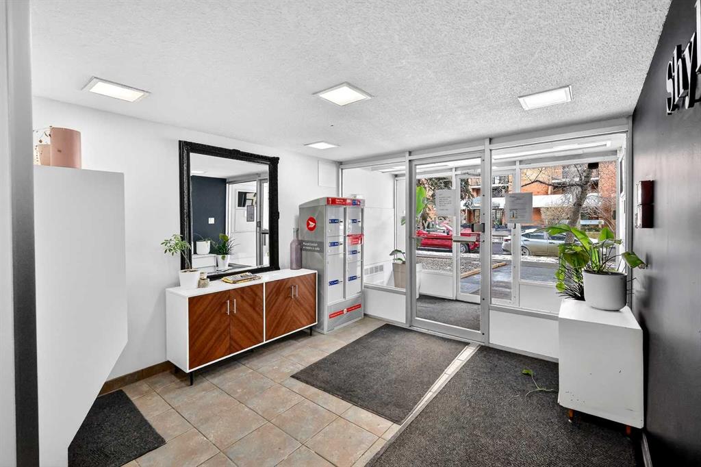 Picture for 604, 1111 15 Avenue SW