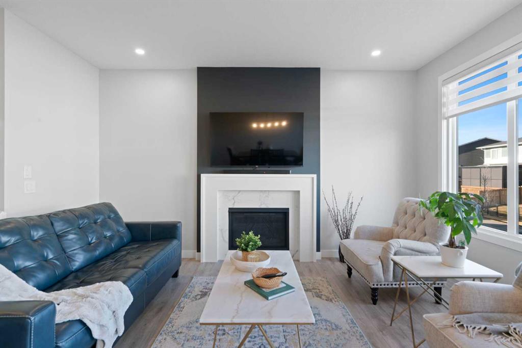 Picture for 96 Emberside Glen 