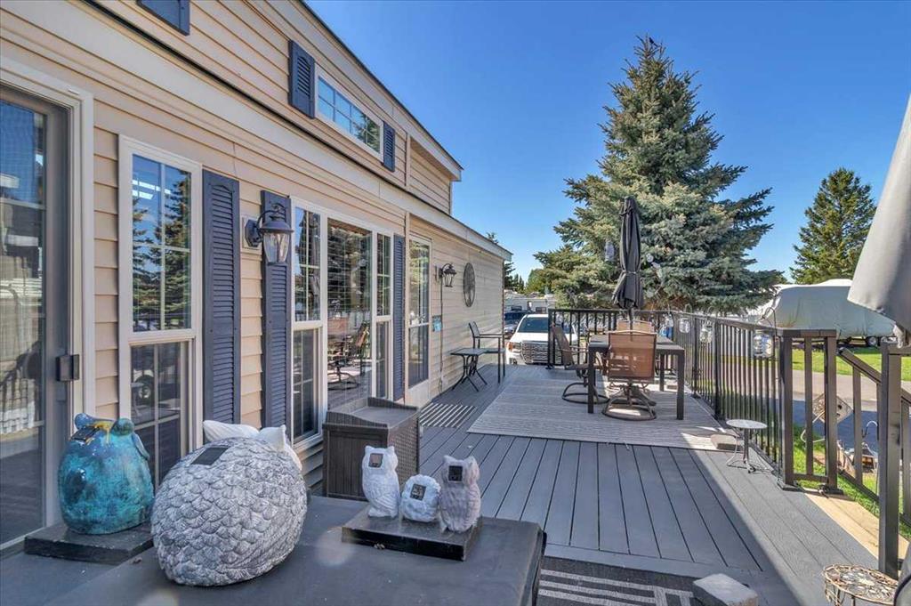 Picture for 10, 370165 79 Street E