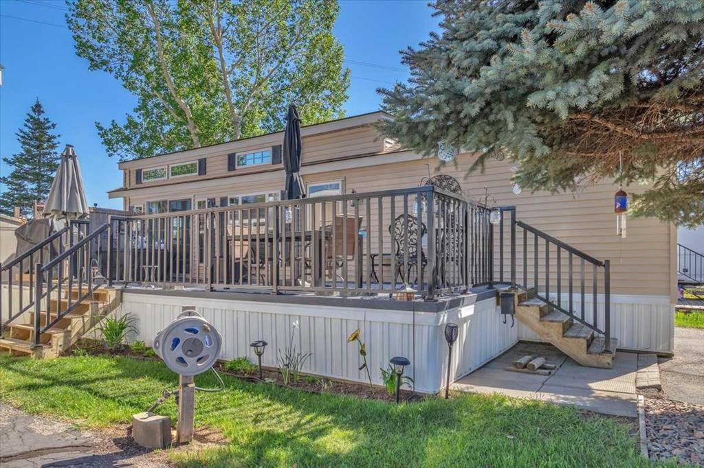 Picture for 10, 370165 79 Street E