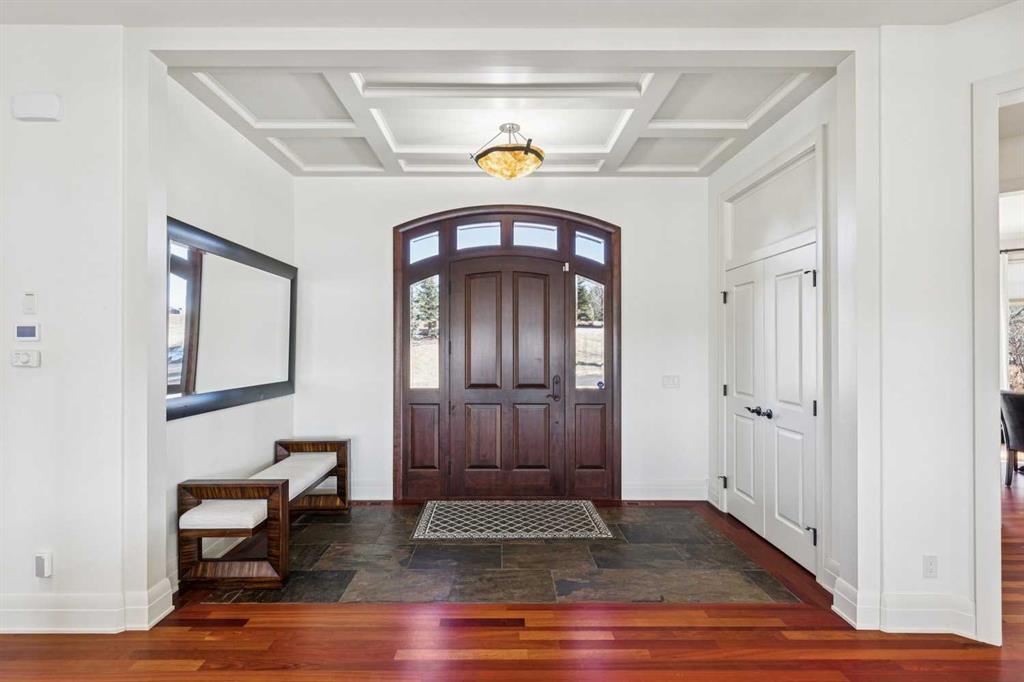 Picture for 43 Red Willow Crescent W