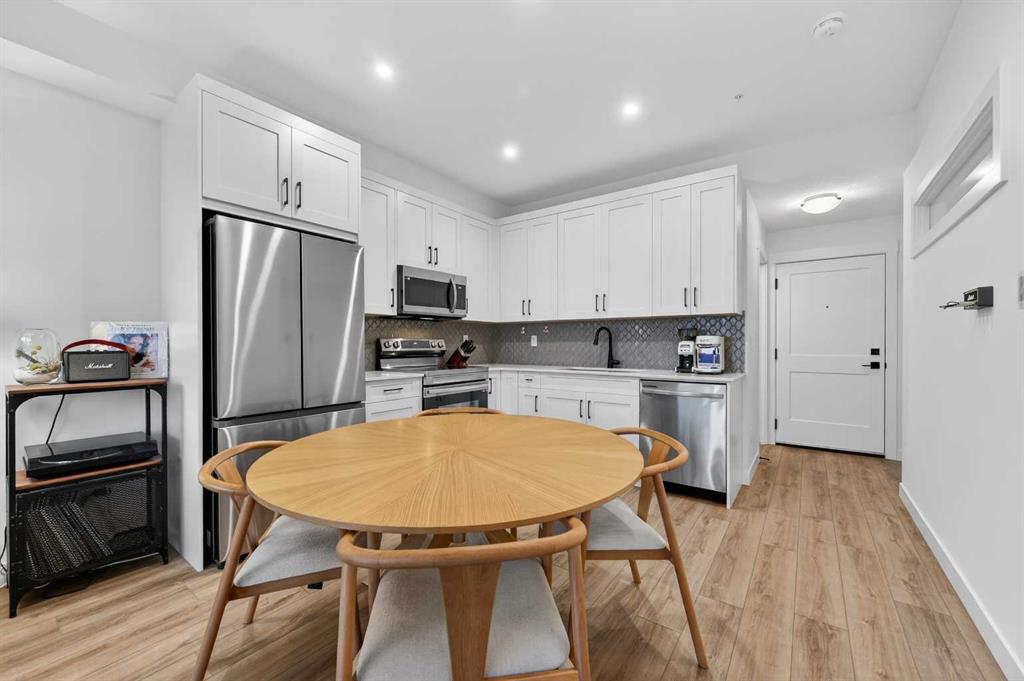 Picture for 313, 40 Sage Hill Walk NW