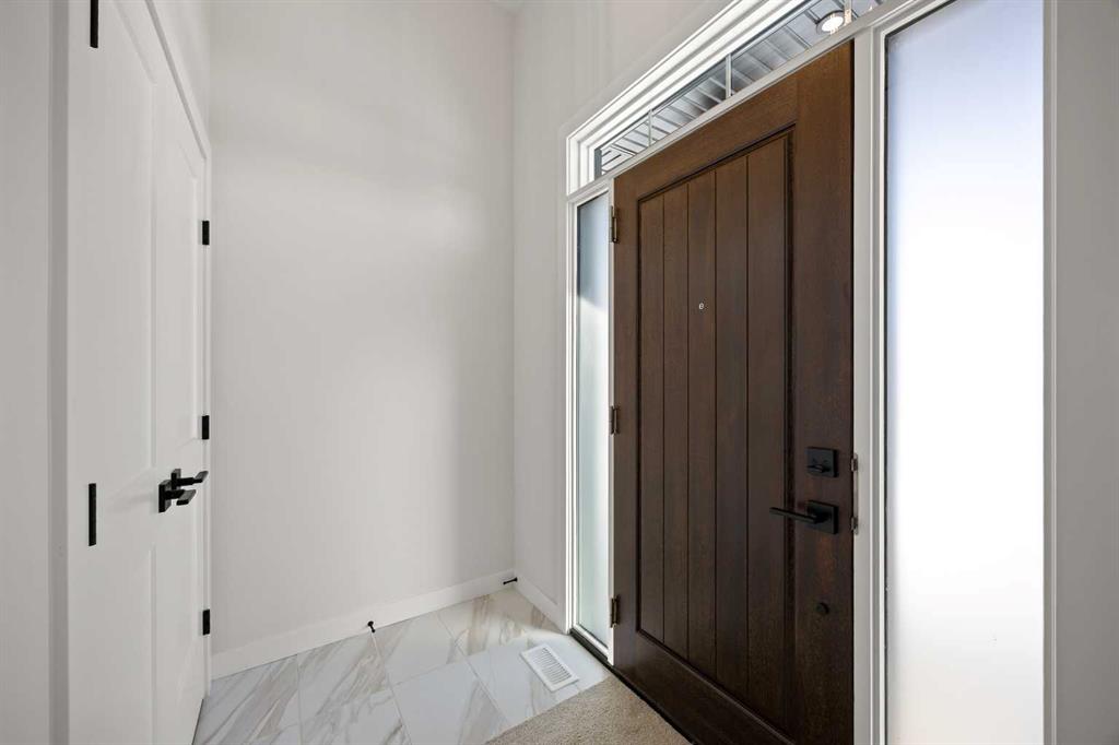 Picture for 155 Greenwich Drive NW