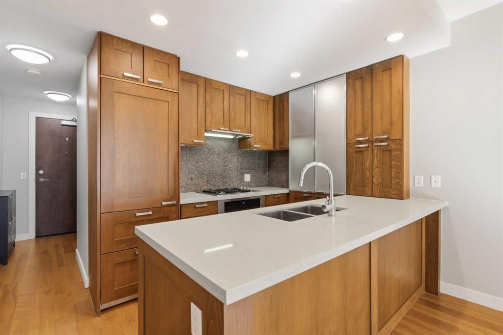 Picture for 521, 222 Riverfront Avenue SW