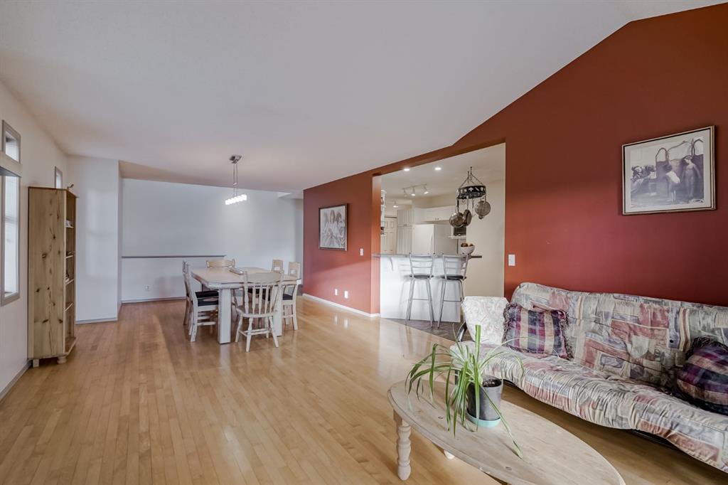 Picture for 104, 39 Hidden Creek Place NW