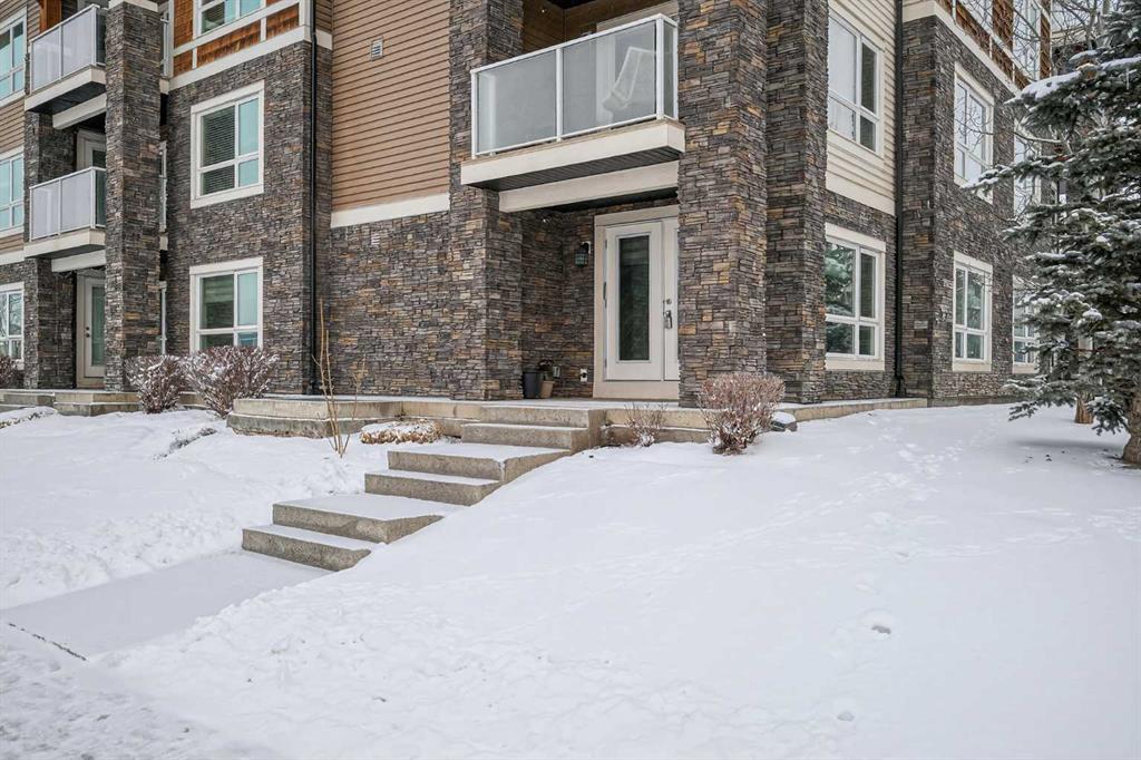 Picture for 4106, 240 Skyview Ranch Road NE