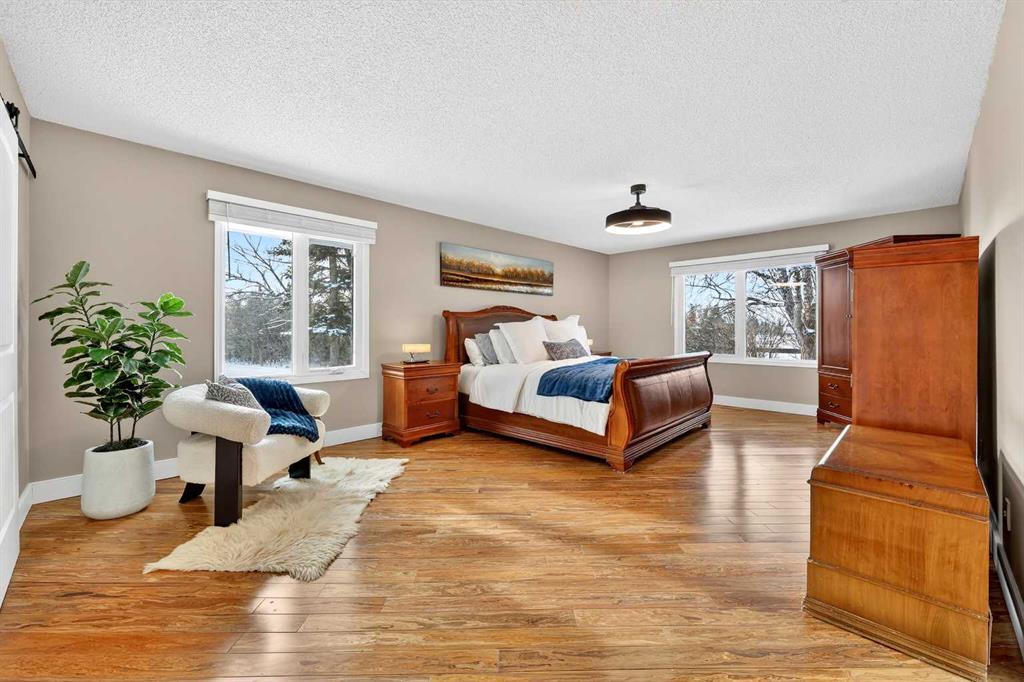 Picture for 80042 210 Avenue W