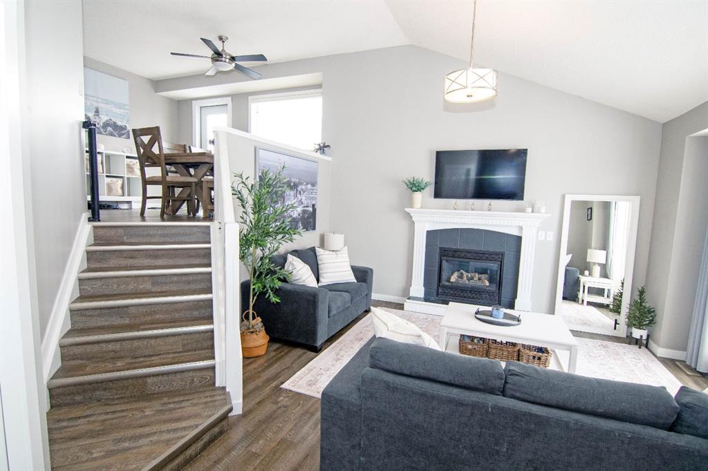 Picture for 404 18 Street SE