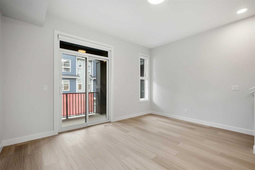 Picture for 122, 285 Chelsea Court 