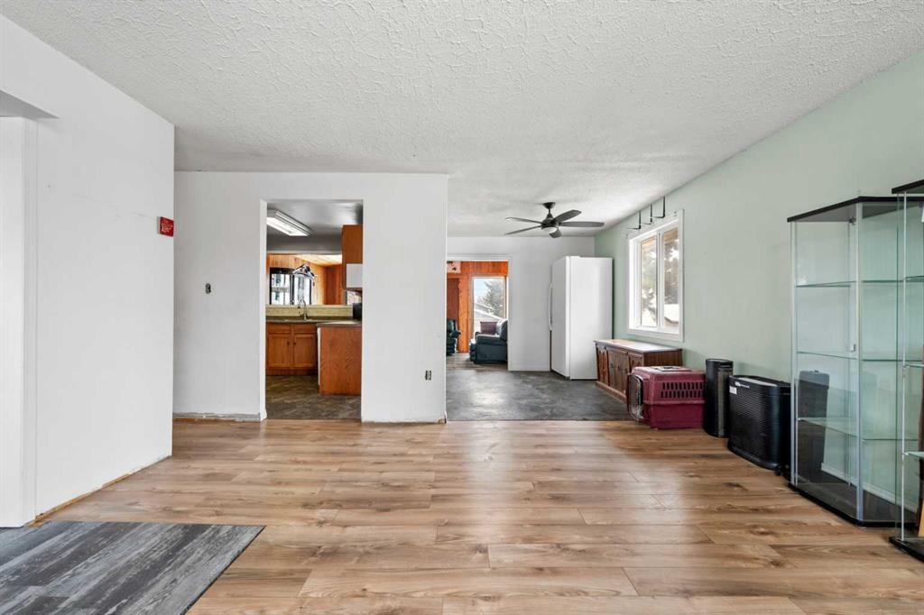 Picture for 924 39 Street SE