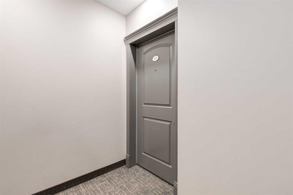 Picture for 327, 8 PRESTWICK POND Terrace SE