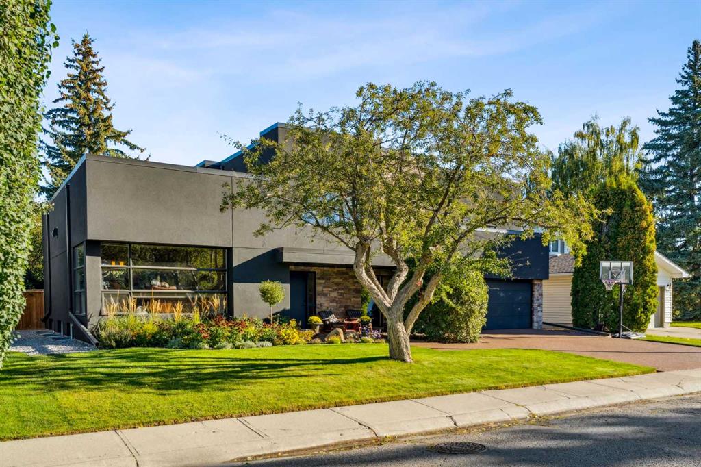 Picture for 640 Willoughby Crescent SE