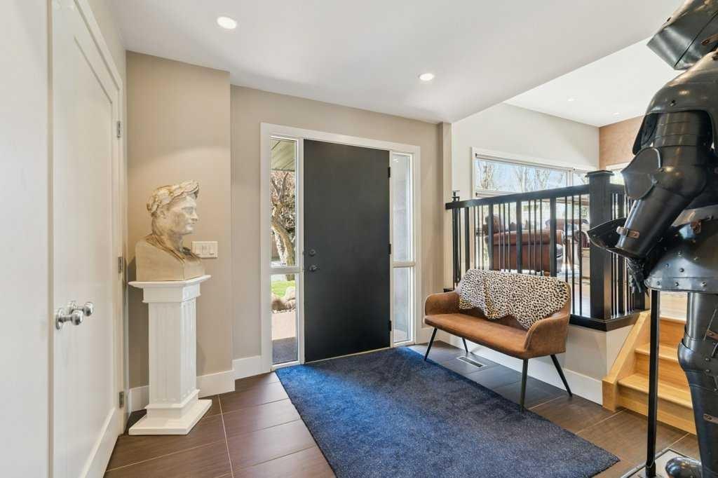 Picture for 640 Willoughby Crescent SE