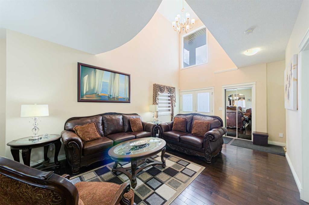 Picture for 220 Saddlelake Drive NE