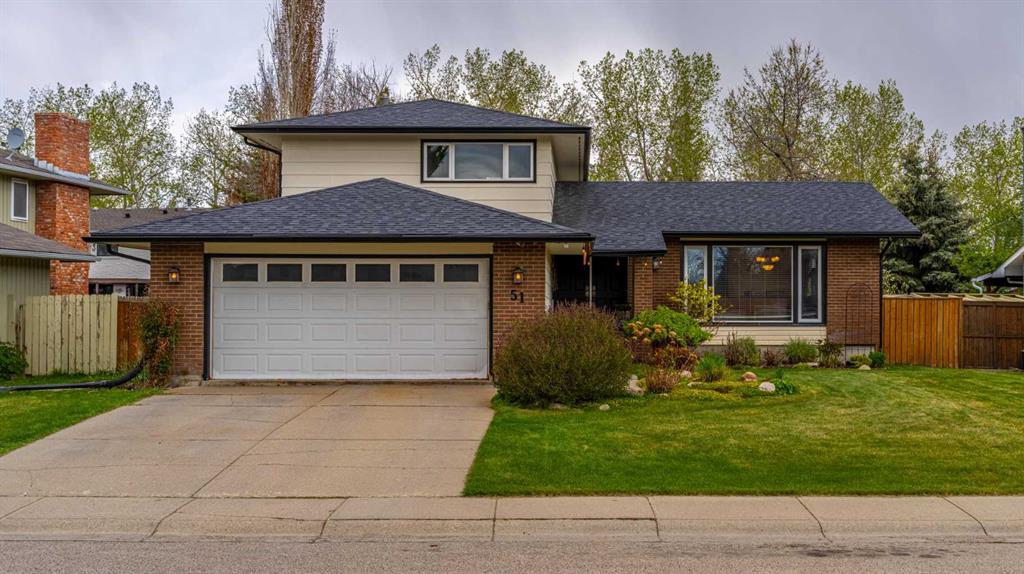 Picture for 51 Midvalley Crescent SE