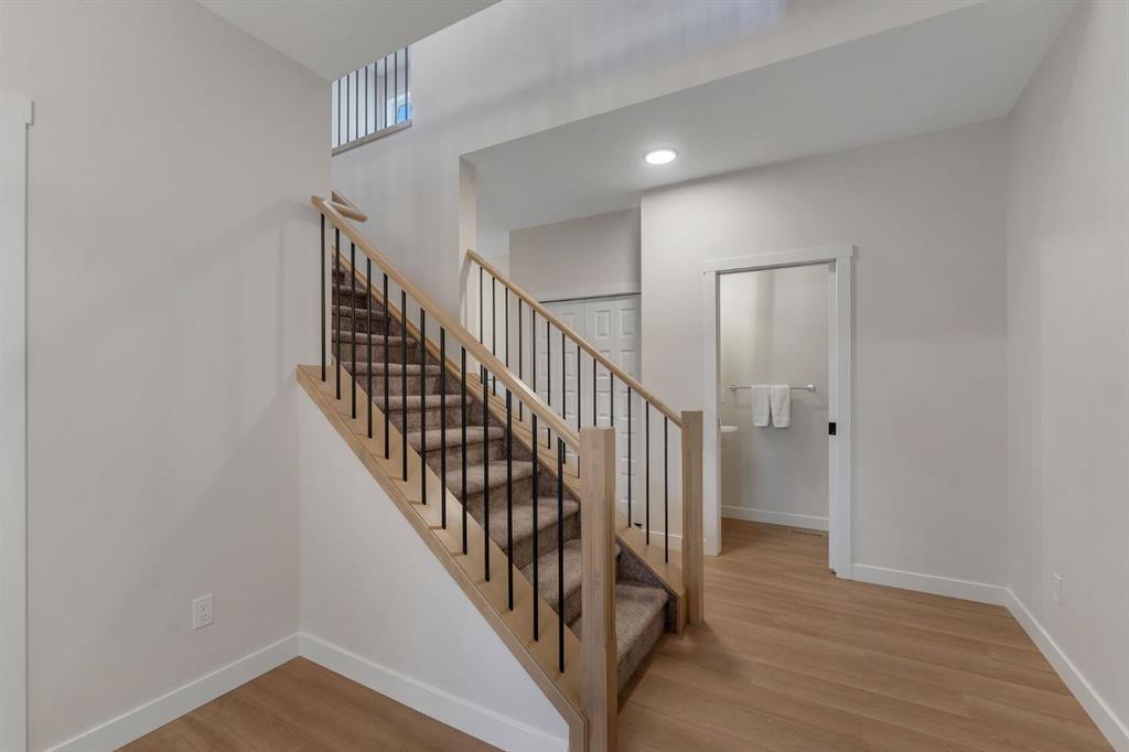 Picture for 445 Lewiston Landing NE